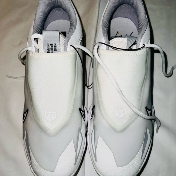 Brand New Men’s Nike Force Zoom Trout 8 Pro Metal Baseball Cleats. - Picture 5 of 9
